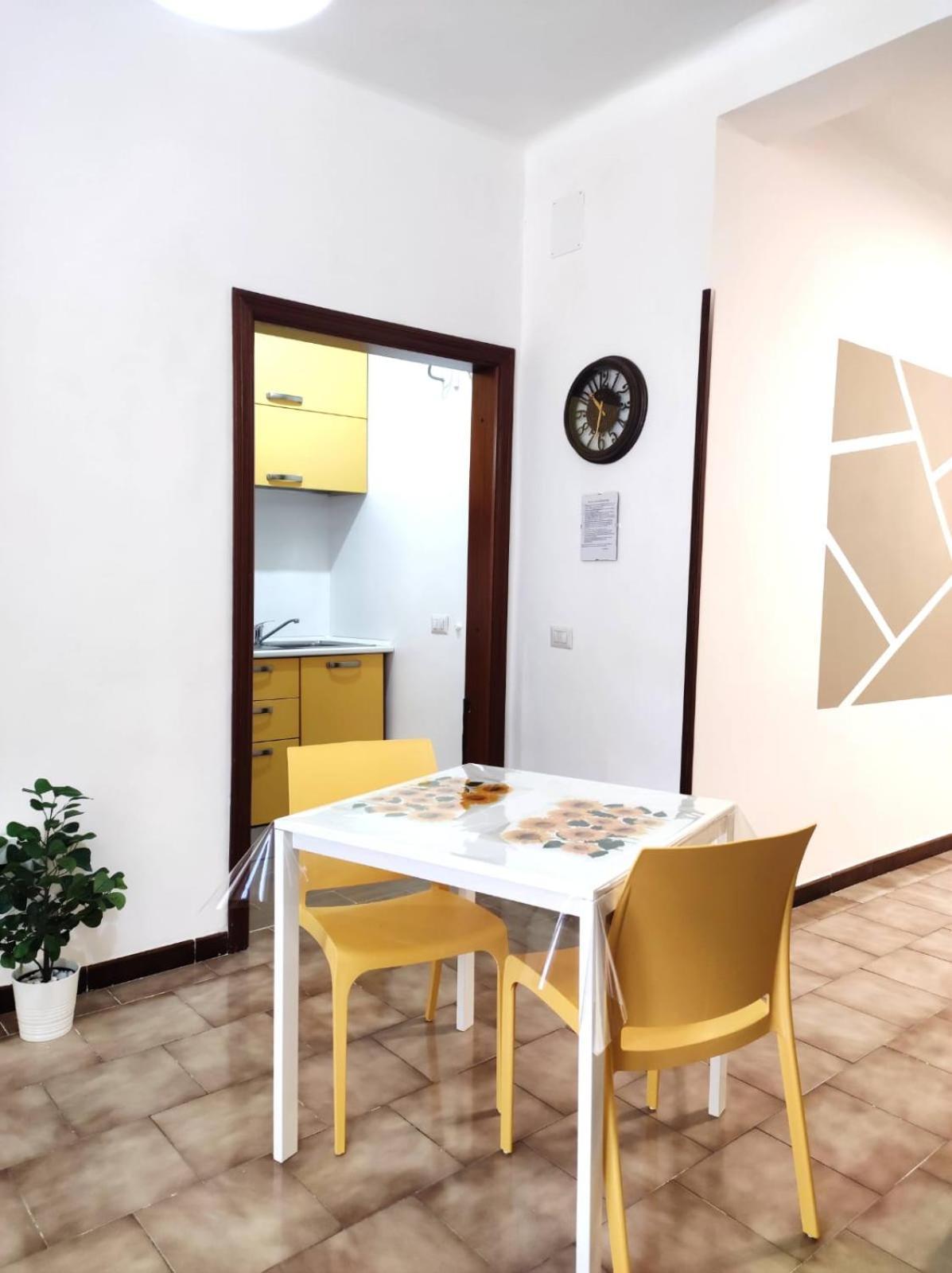 111 Guest House Bari Exterior photo